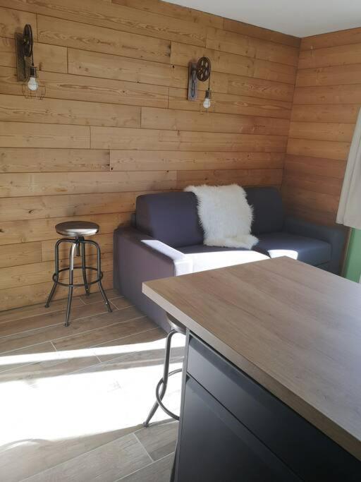 Au Pied Des Pistes Avec Parking Entierement Renove Apartment Huez Exterior foto