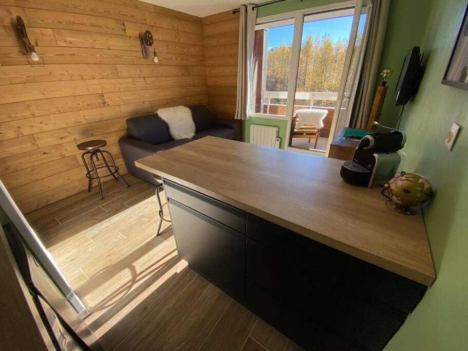 Au Pied Des Pistes Avec Parking Entierement Renove Apartment Huez Exterior foto