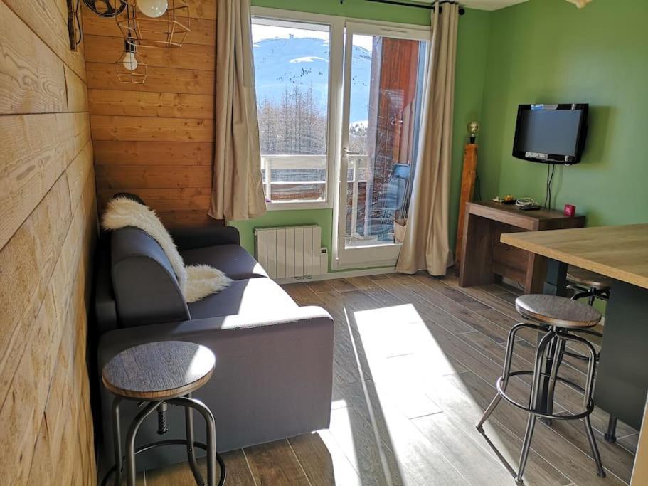 Au Pied Des Pistes Avec Parking Entierement Renove Apartment Huez Exterior foto