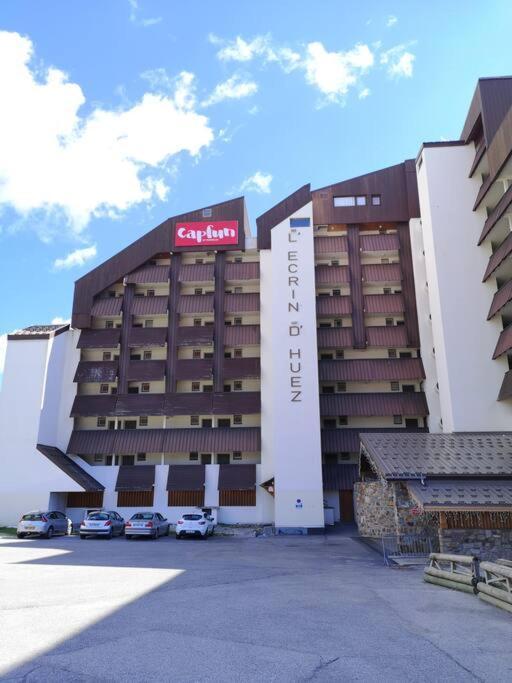 Au Pied Des Pistes Avec Parking Entierement Renove Apartment Huez Exterior foto