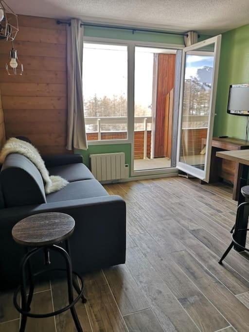 Au Pied Des Pistes Avec Parking Entierement Renove Apartment Huez Exterior foto